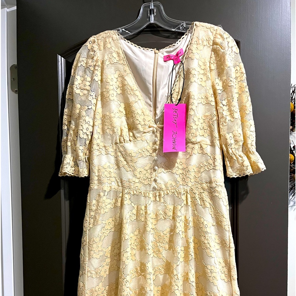 Lace dress